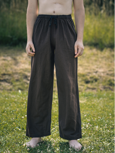 Trollfelsen_Mittelalter_Gewandung_Hose_Arian_Braun